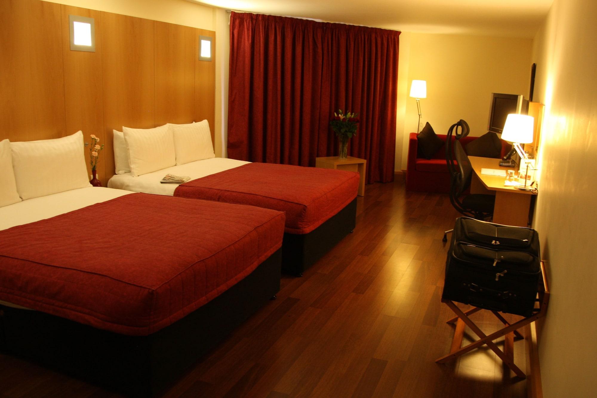 Station House Hotel Леттеркенні Екстер'єр фото
